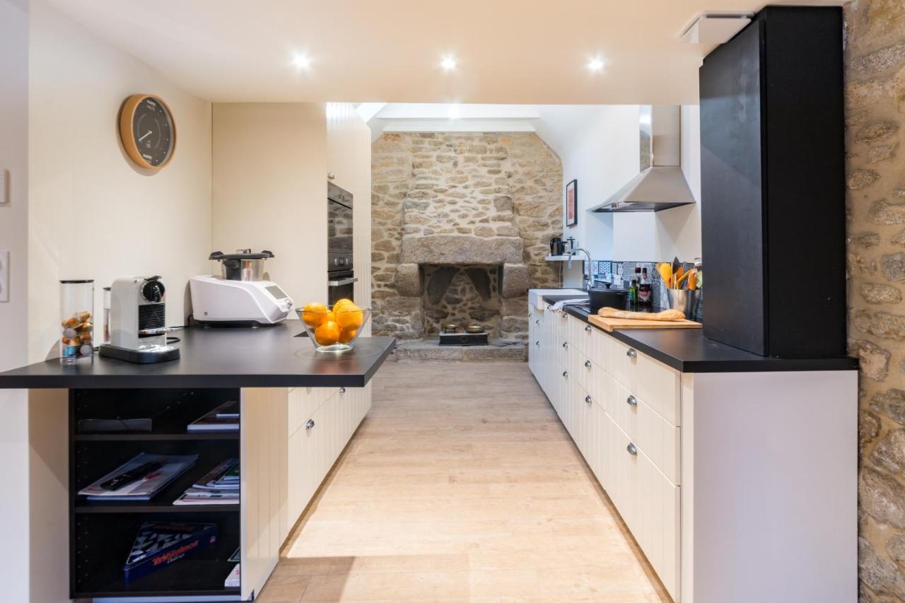Gwel Ar Mor - Jolie Maison De Charme Renovee Proche Du Port Lanildut Exteriör bild