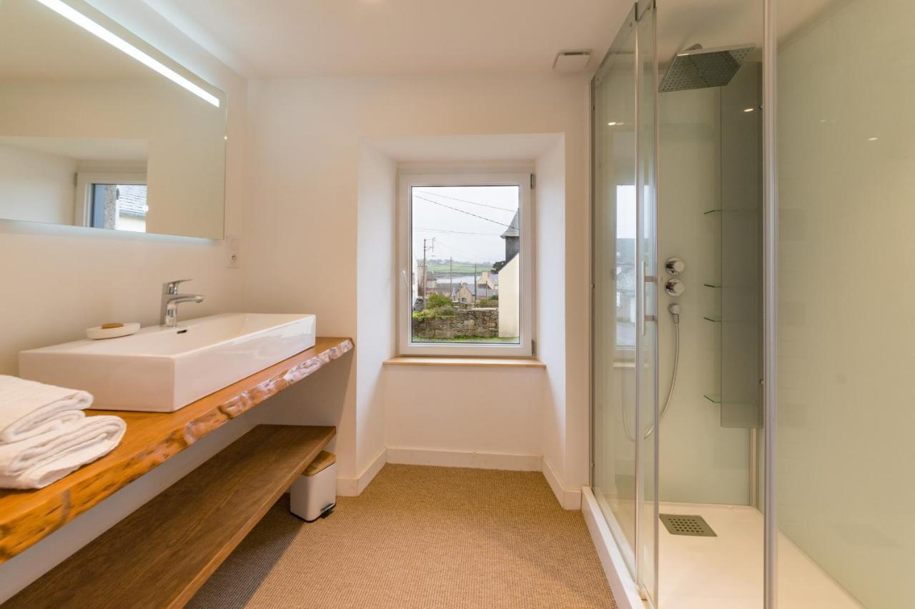 Gwel Ar Mor - Jolie Maison De Charme Renovee Proche Du Port Lanildut Exteriör bild